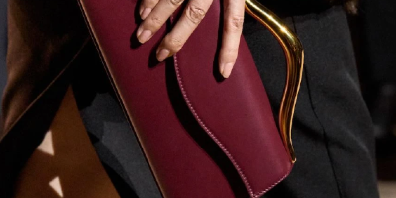 Burgundy Red: The Chic New Shade Replacing Black This Season Burgundy Red: The Chic New Shade Replacing Black This Season